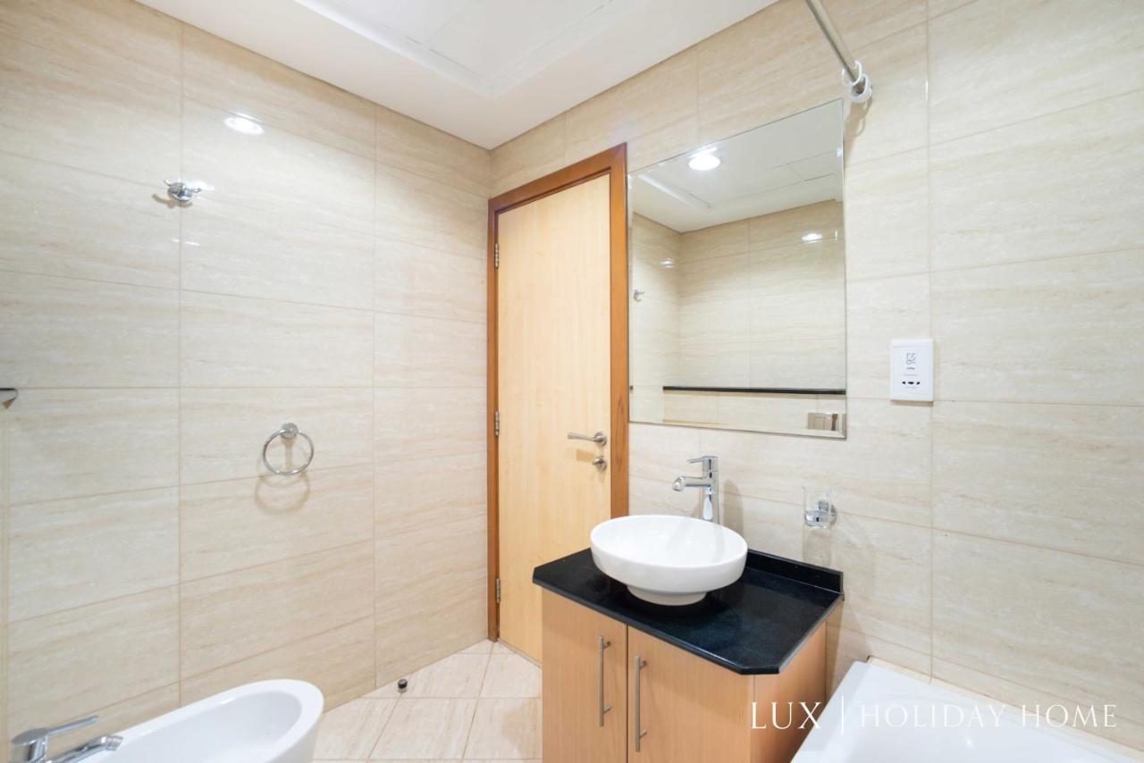 Lux The Marina Ocean View Suite 1 دبي المظهر الخارجي الصورة