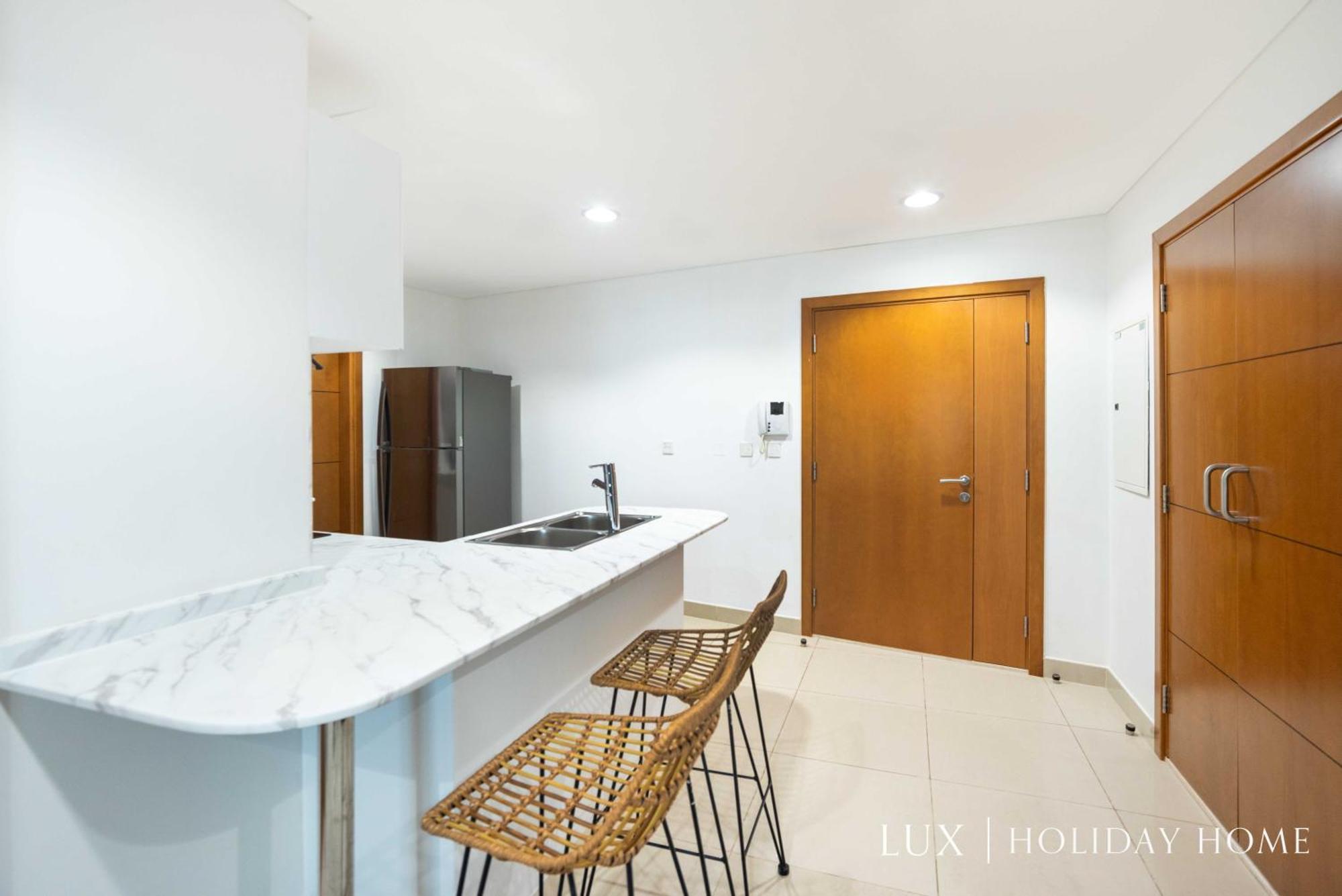 Lux The Marina Ocean View Suite 1 دبي المظهر الخارجي الصورة